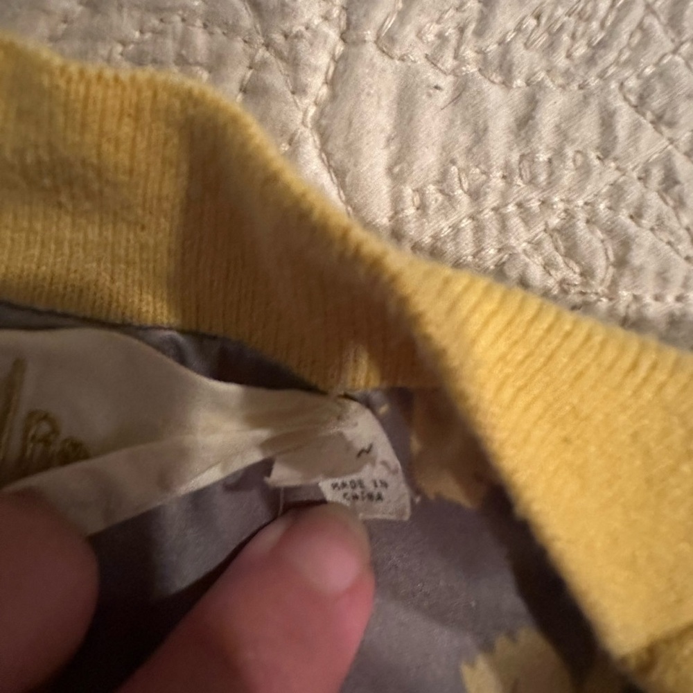 Yellow Women's Anthropologie Cardigan with pockets- size-medium/large - Picture 11 of 14